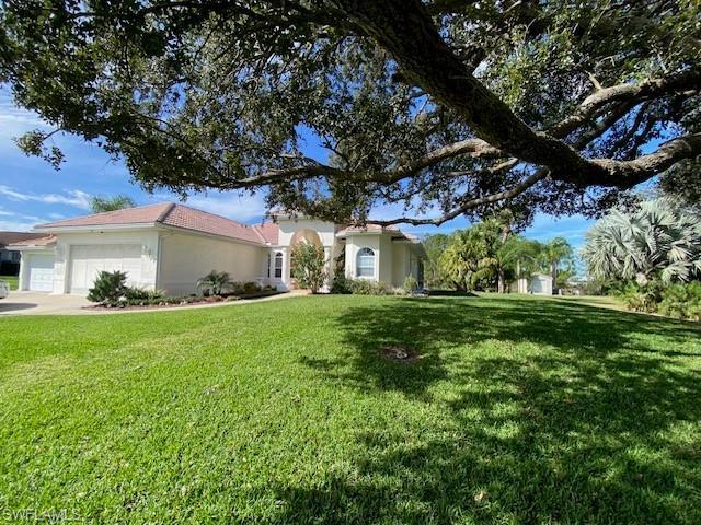 712 Mirror Lakes DR, LEHIGH ACRES FL 33974