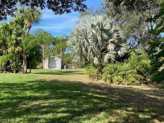 712 Mirror Lakes DR, LEHIGH ACRES FL 33974