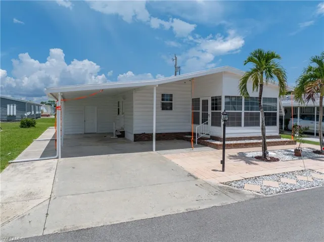 9270 Desoto Dr, North Fort Myers, Florida 33903