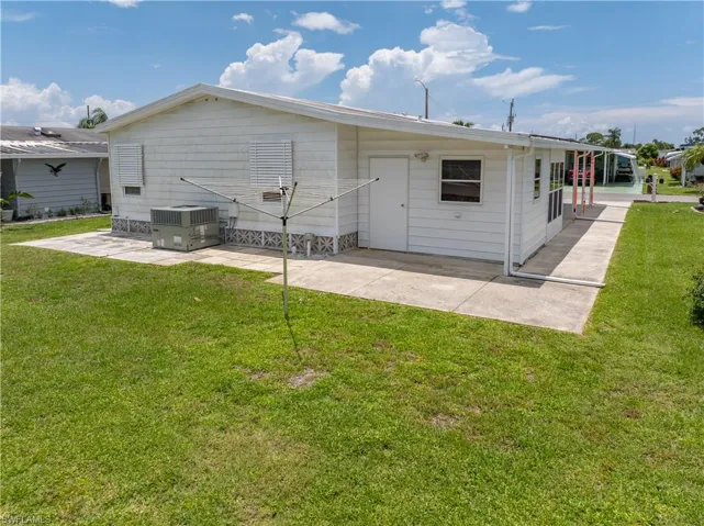 9270 Desoto Dr, North Fort Myers, Florida 33903