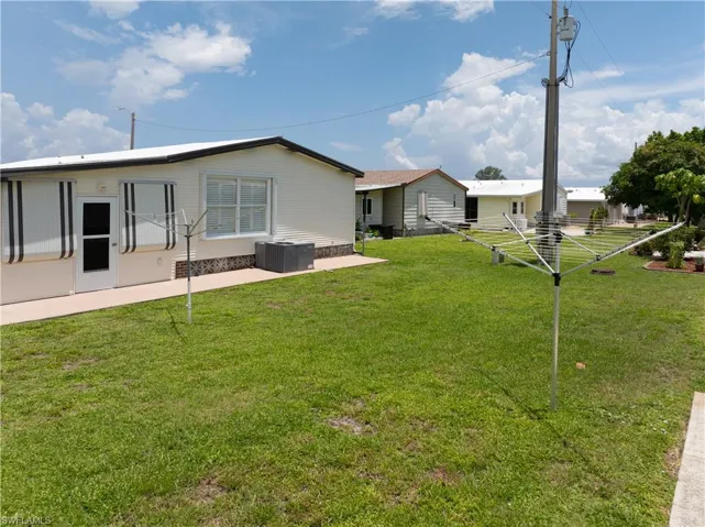 9270 Desoto Dr, North Fort Myers, Florida 33903