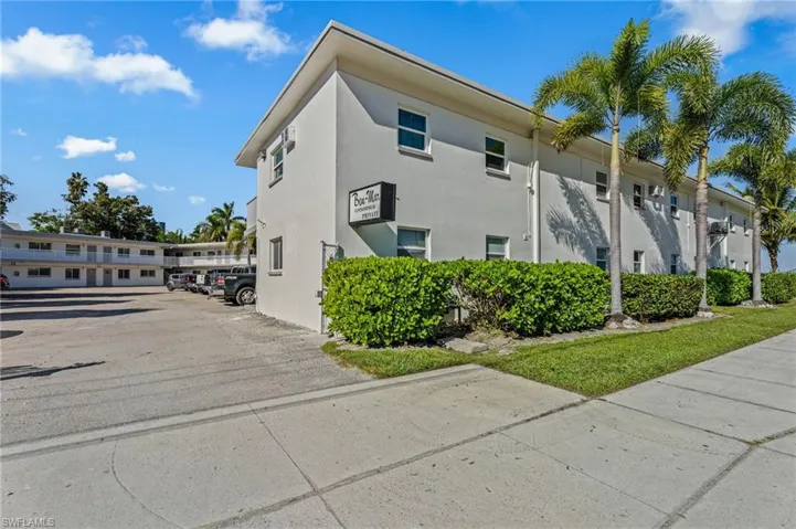 2590  1st  ST, Fort Myers, FL 33901