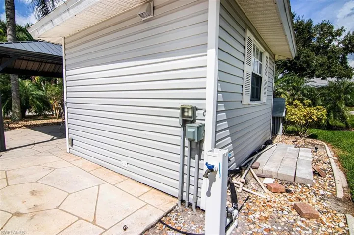 10054 Parkwood Dr, Fort Myers Fl 33905
