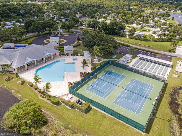 10054 Parkwood Dr, Fort Myers Fl 33905