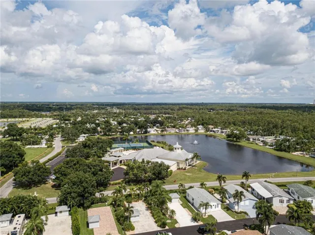 10054 Parkwood Dr, Fort Myers Fl 33905