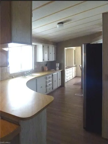 2820 Breezewood Dr, North Fort Myers, Florida 33917