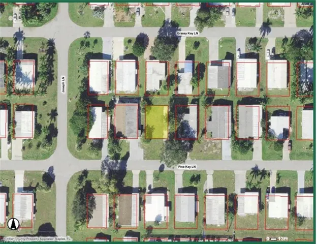 171 Pine Key Ln, Naples, Florida 34114