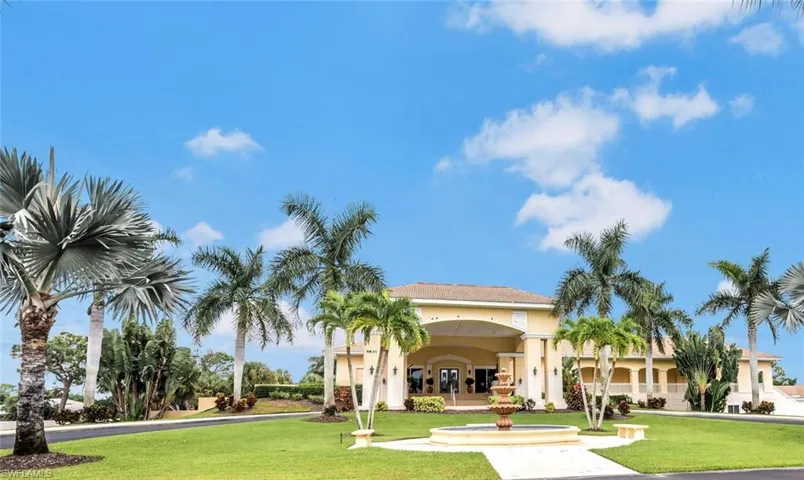 View of clubhouse entrance