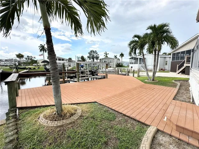 Amazing waterfront dock