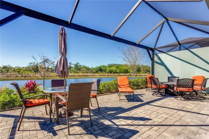 7096  Dominica  DR, Naples, FL 34113