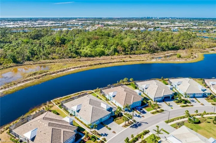 7096  Dominica  DR, Naples, FL 34113