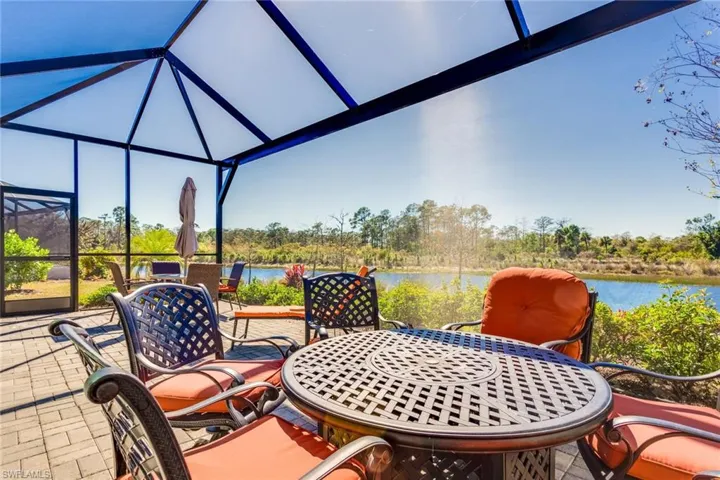 7096  Dominica  DR, Naples, FL 34113
