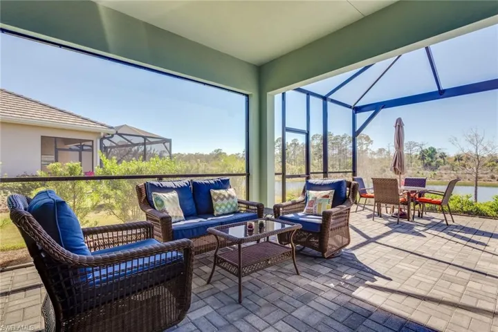 7096  Dominica  DR, Naples, FL 34113