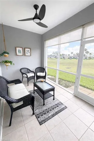 lanai overlooking golf course