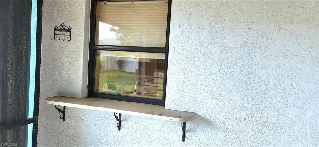 Pass through window from kitchen