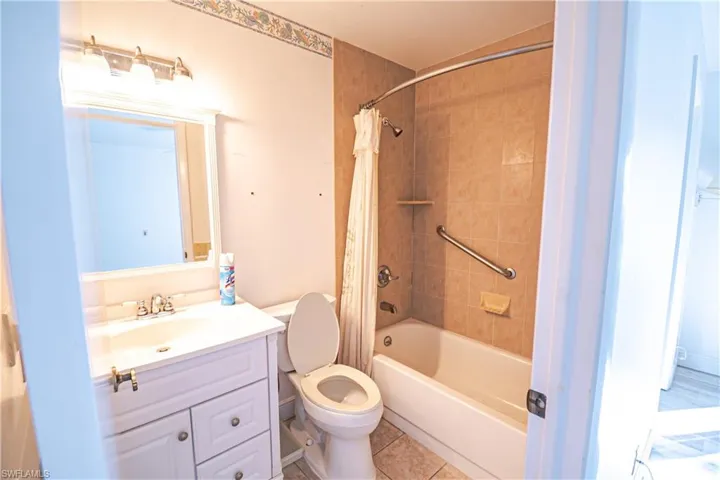 1737  Bent Tree  CIR, Fort Myers, FL 33907