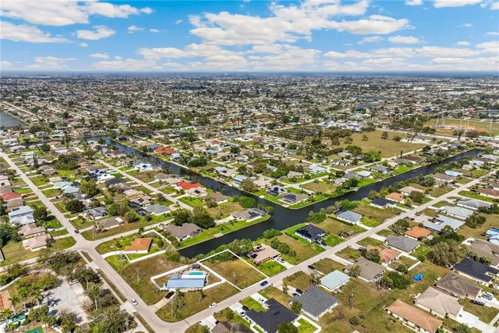 224 Se 23rd Pl, Cape Coral Fl 33990