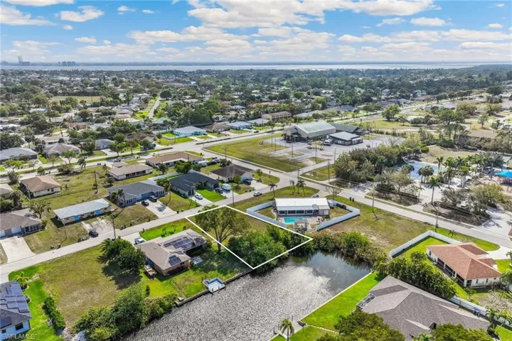 224 Se 23rd Pl, Cape Coral Fl 33990