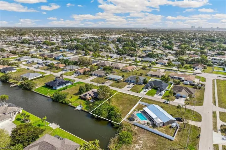 224 Se 23rd Pl, Cape Coral Fl 33990