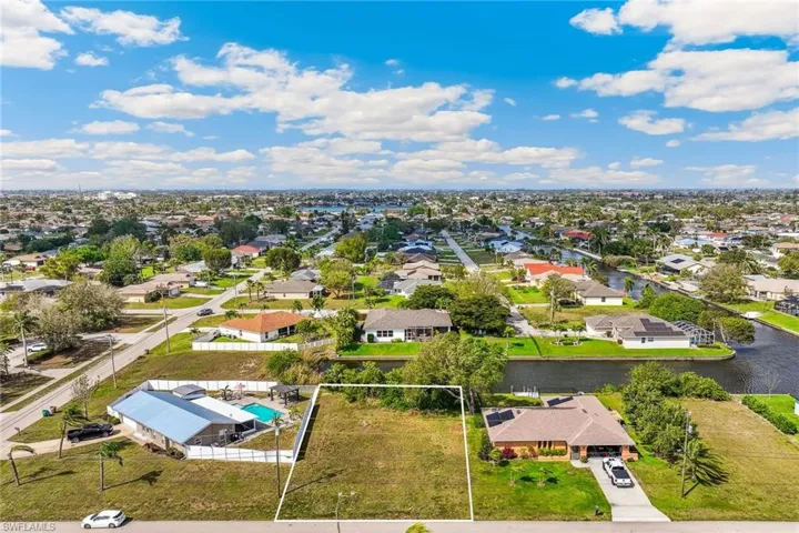 224 Se 23rd Pl, Cape Coral Fl 33990