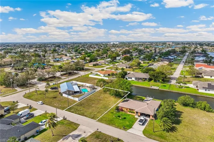 224 Se 23rd Pl, Cape Coral Fl 33990
