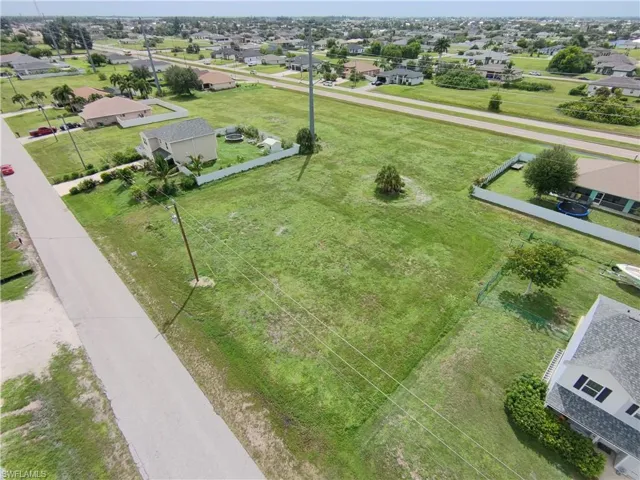 114 24th Ave, Cape Coral, Florida 33993
