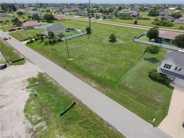 114 24th Ave, Cape Coral, Florida 33993