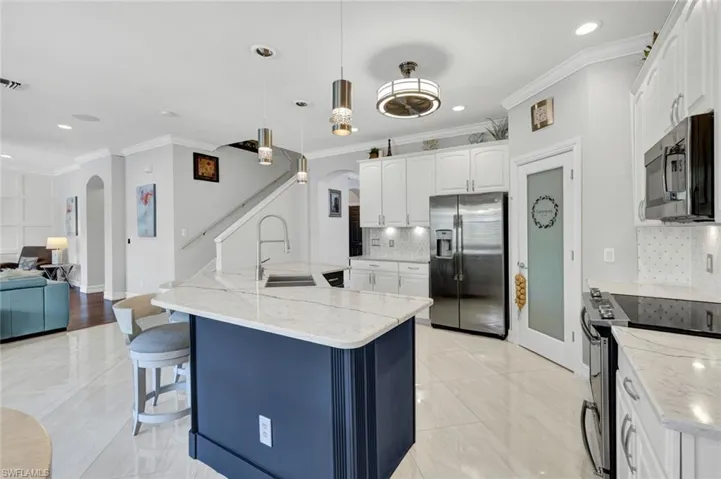 9312  River Otter  DR, Fort Myers, FL 33912