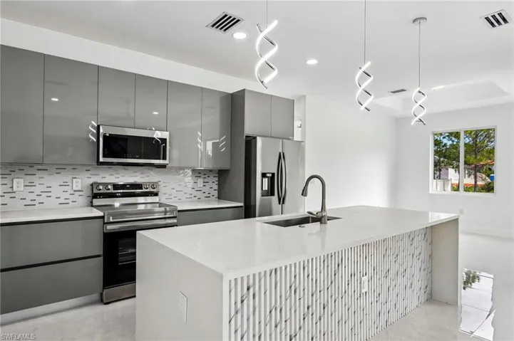 808 Congress Ave, Lehigh Acres, Florida 33972