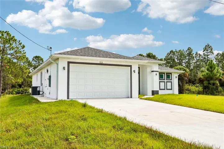 808 Congress Ave, Lehigh Acres, Florida 33972