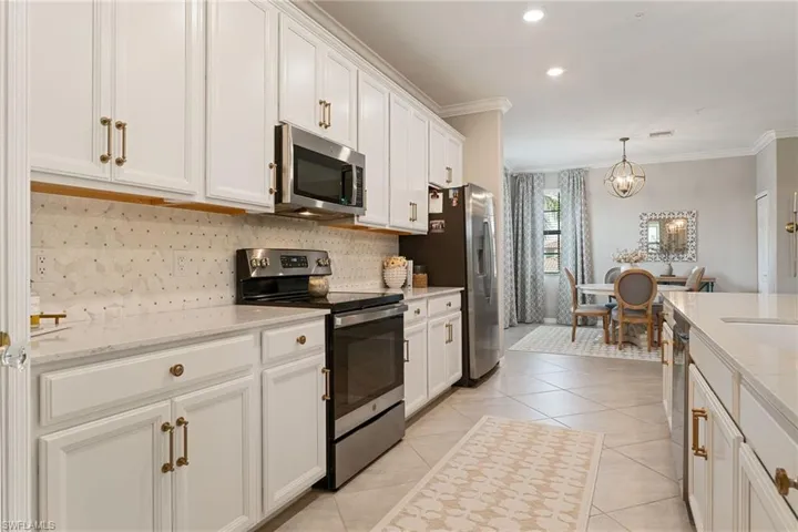 12027 Hawthorn Lake Dr 202, Fort Myers, Florida 33913
