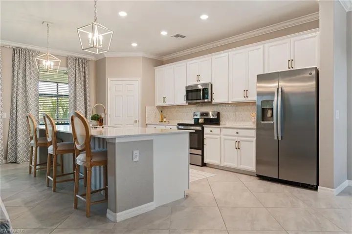 12027 Hawthorn Lake Dr 202, Fort Myers, Florida 33913