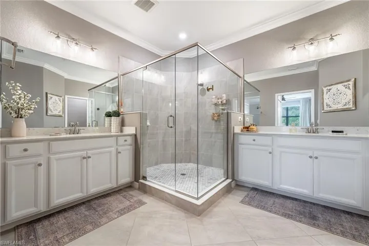 12027 Hawthorn Lake Dr 202, Fort Myers, Florida 33913