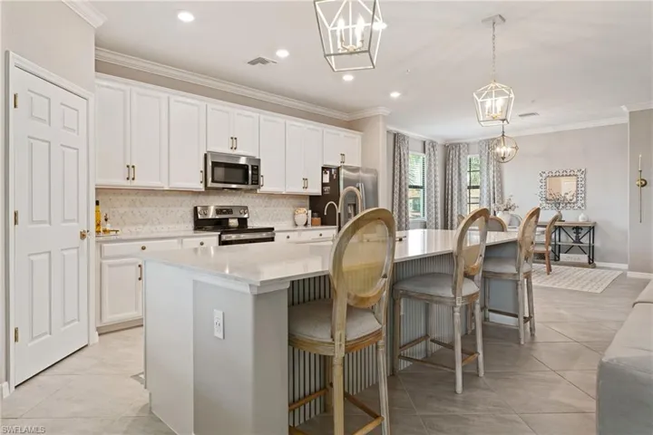 12027 Hawthorn Lake Dr 202, Fort Myers, Florida 33913