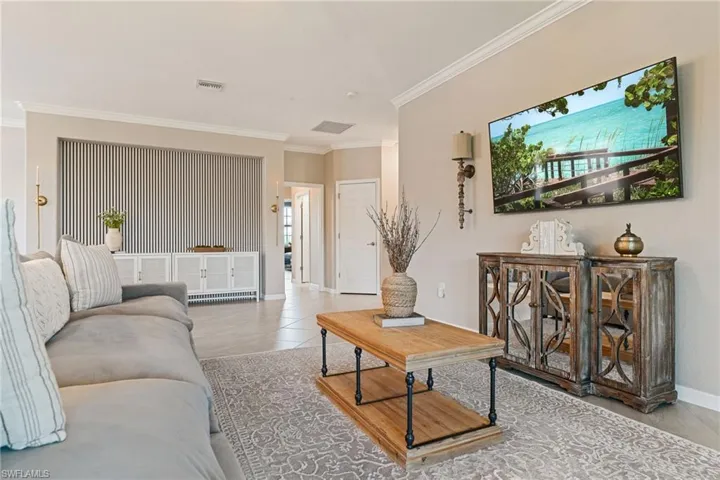 12027 Hawthorn Lake Dr 202, Fort Myers, Florida 33913