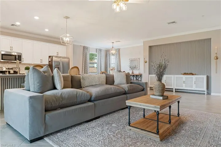 12027 Hawthorn Lake Dr 202, Fort Myers, Florida 33913