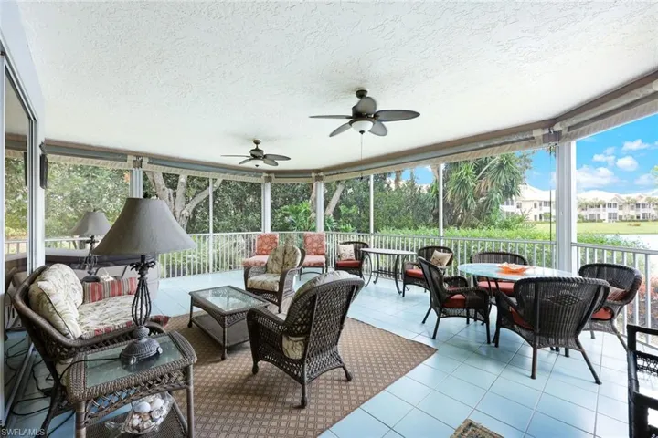 Sunroom with ceiling fan