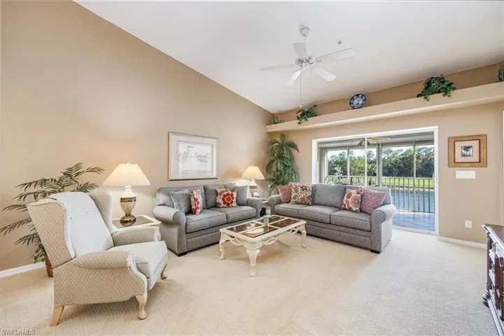 8480  Naples Heritage  DR, Naples, FL 34112