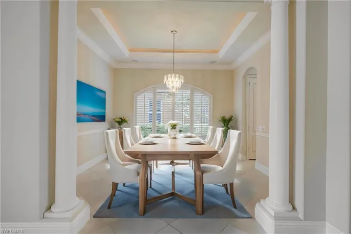 Dining Room Virtually Staged