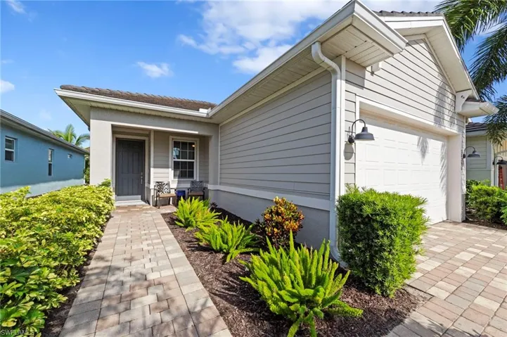 28296 Seasons Tide Ave, Bonita Springs, Florida 34135