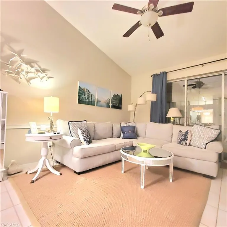 385 Dover PL, Naples, FL 34104,225061167