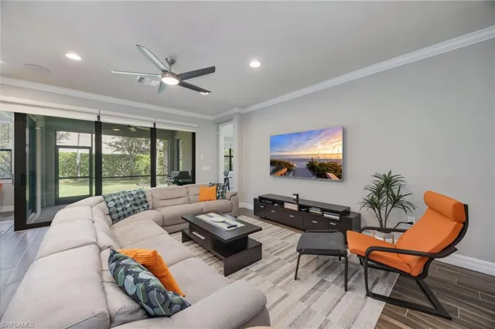 16241 Borelle Cir, Naples, Florida 34110