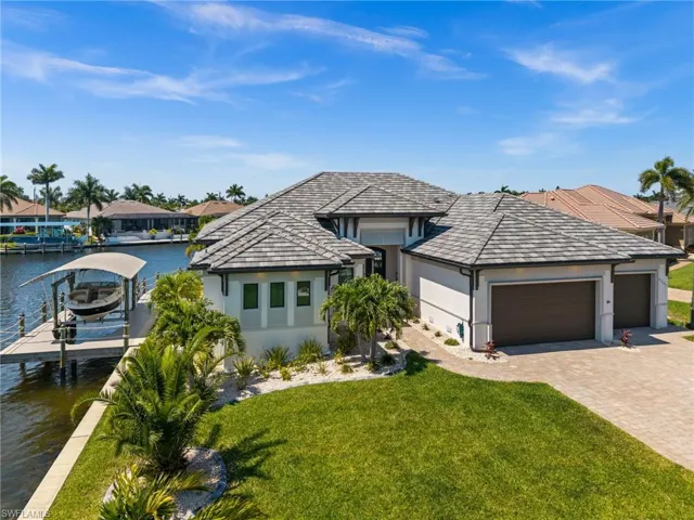 Welcome to 5201 Skylark Ct