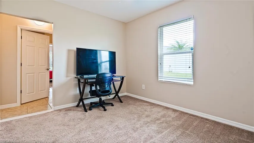 1205 SW 22nd PL, CAPE CORAL FL 33991