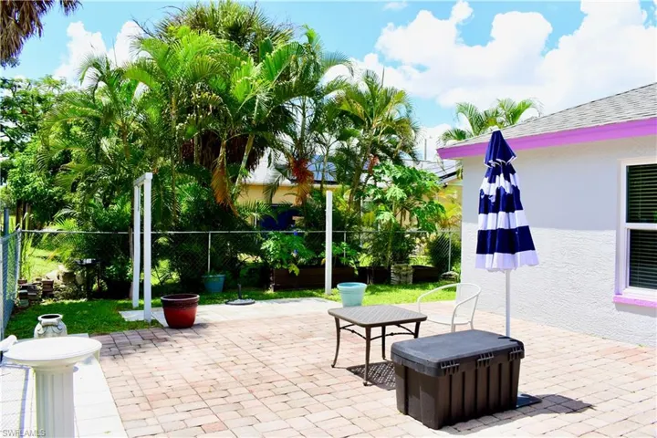 1169 Whitehead Creek Loop, Fort Myers, Florida 33916