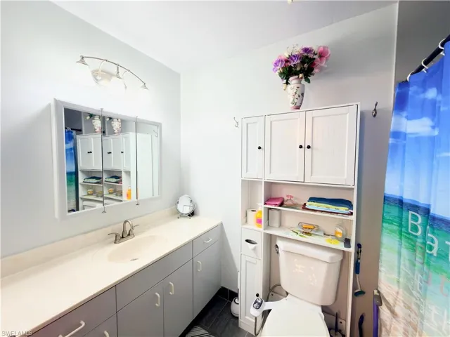 1169 Whitehead Creek Loop, Fort Myers, Florida 33916