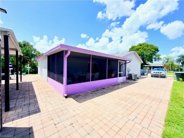 1169 Whitehead Creek Loop, Fort Myers, Florida 33916