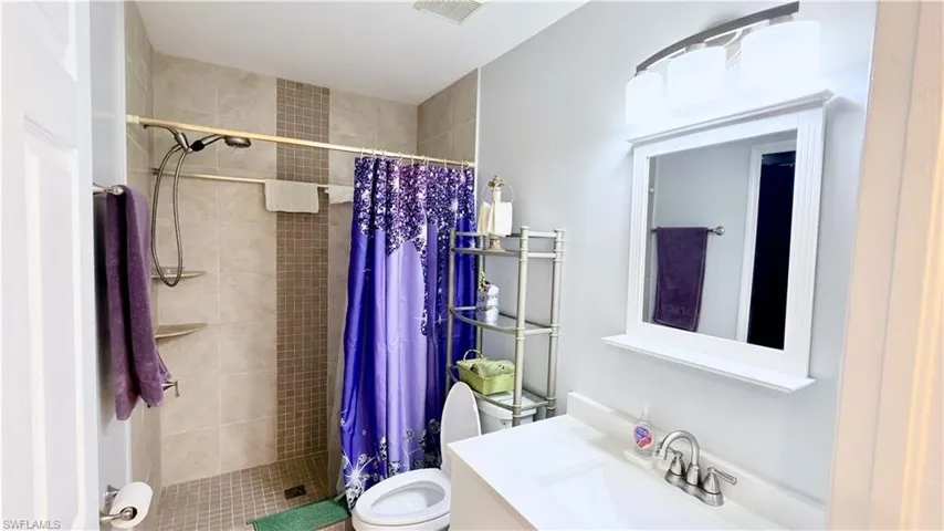 1169 Whitehead Creek Loop, Fort Myers, Florida 33916