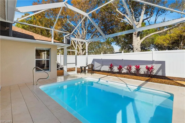 1087 Silverstrand Dr, Naples, Florida 34110