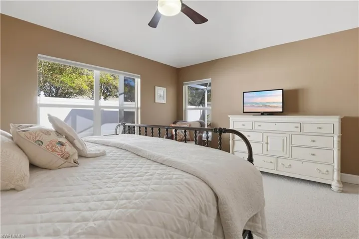 1087 Silverstrand Dr, Naples, Florida 34110